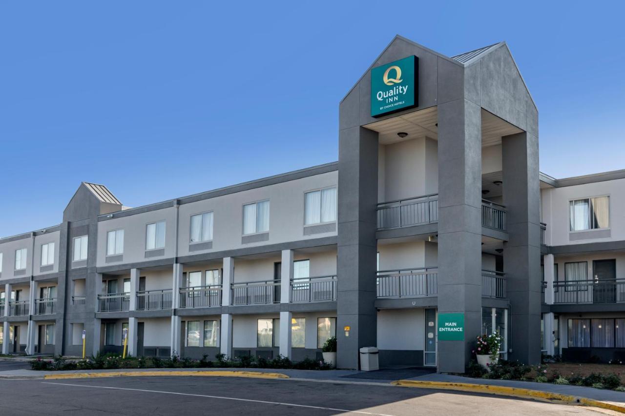 Quality Inn Fayetteville Near Fort Bragg Eksteriør billede