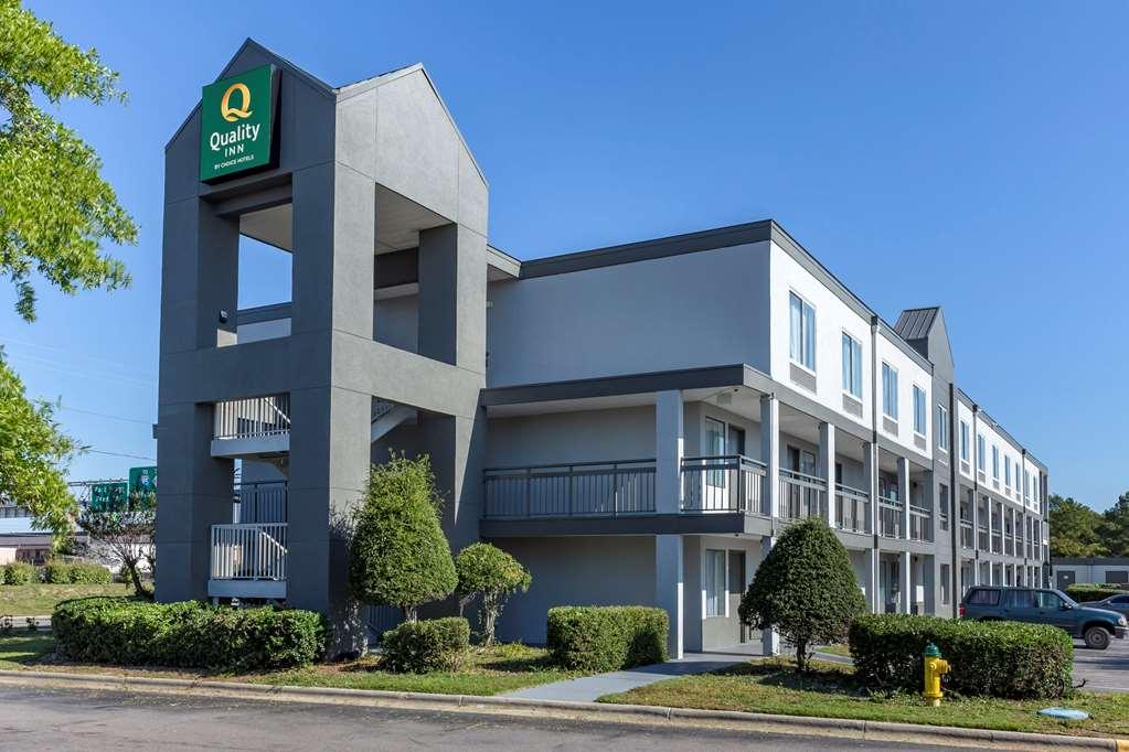 Quality Inn Fayetteville Near Fort Bragg Eksteriør billede